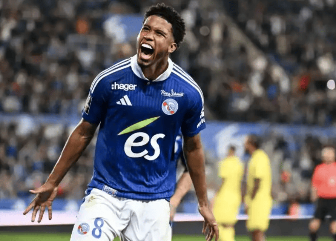 里昂关键时刻远射贴柱,志在德国杯名次提升,态度坚定,资深球员宣示担当 里昂关键时刻远射贴柱,志在德国杯名次提升,态度坚定,资深球员宣示担当