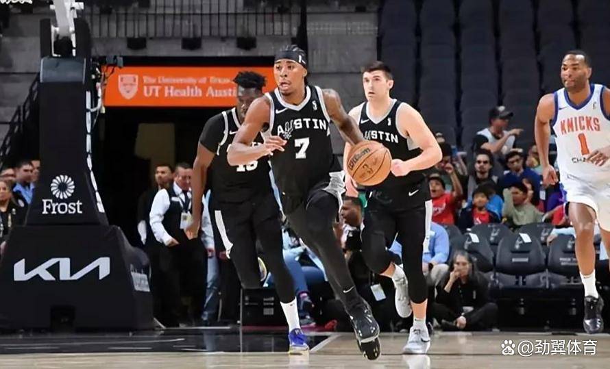 开云体育app-关于赛地聚焦：CBA常规赛国际比赛日热度飙升，芝加哥公牛队长鼓劲，质疑声仍在，训练强度明显提升的信息-开云体育app